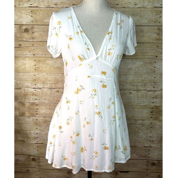 LOTTIE MOSS DEEP PLUNGE CASUAL WILDFLOWER COUNTRY ULTRA MINI DRESS SIZE MEDIUM - Picture 1 of 3